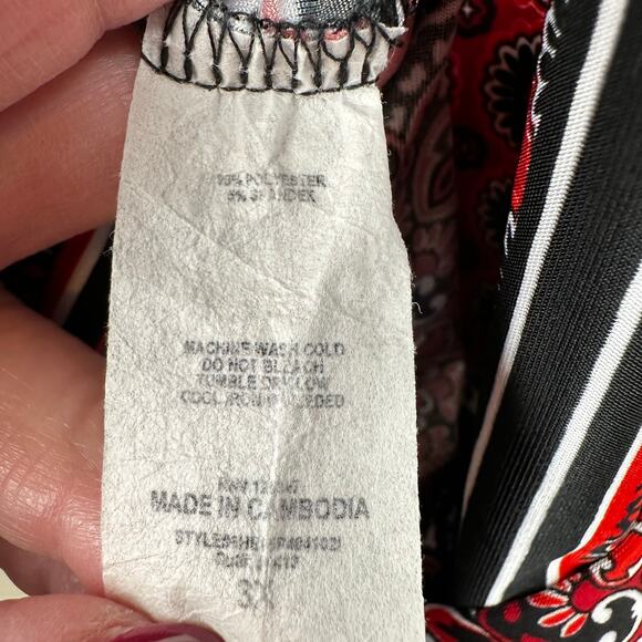 Cocomo Blouse Top Liquid Knit Patchwork Pattern Roll Tab Sleeve Relaxed Red 3X - Picture 10 of 11